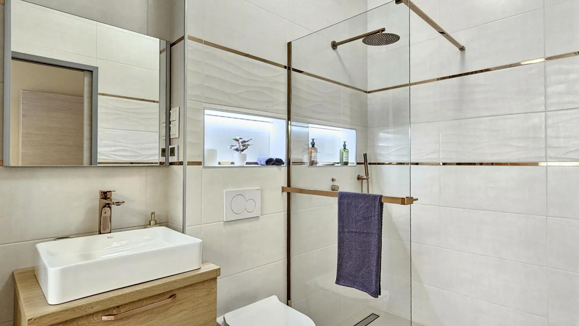 Cozy&Comfy Drum Apartment 3 Bedrooms And Ac Budapest